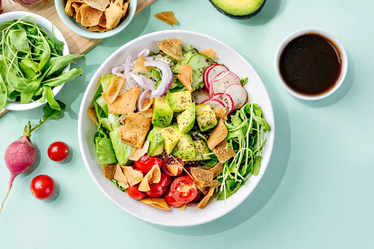 Avo Fattoush Quinoa Bowl Large