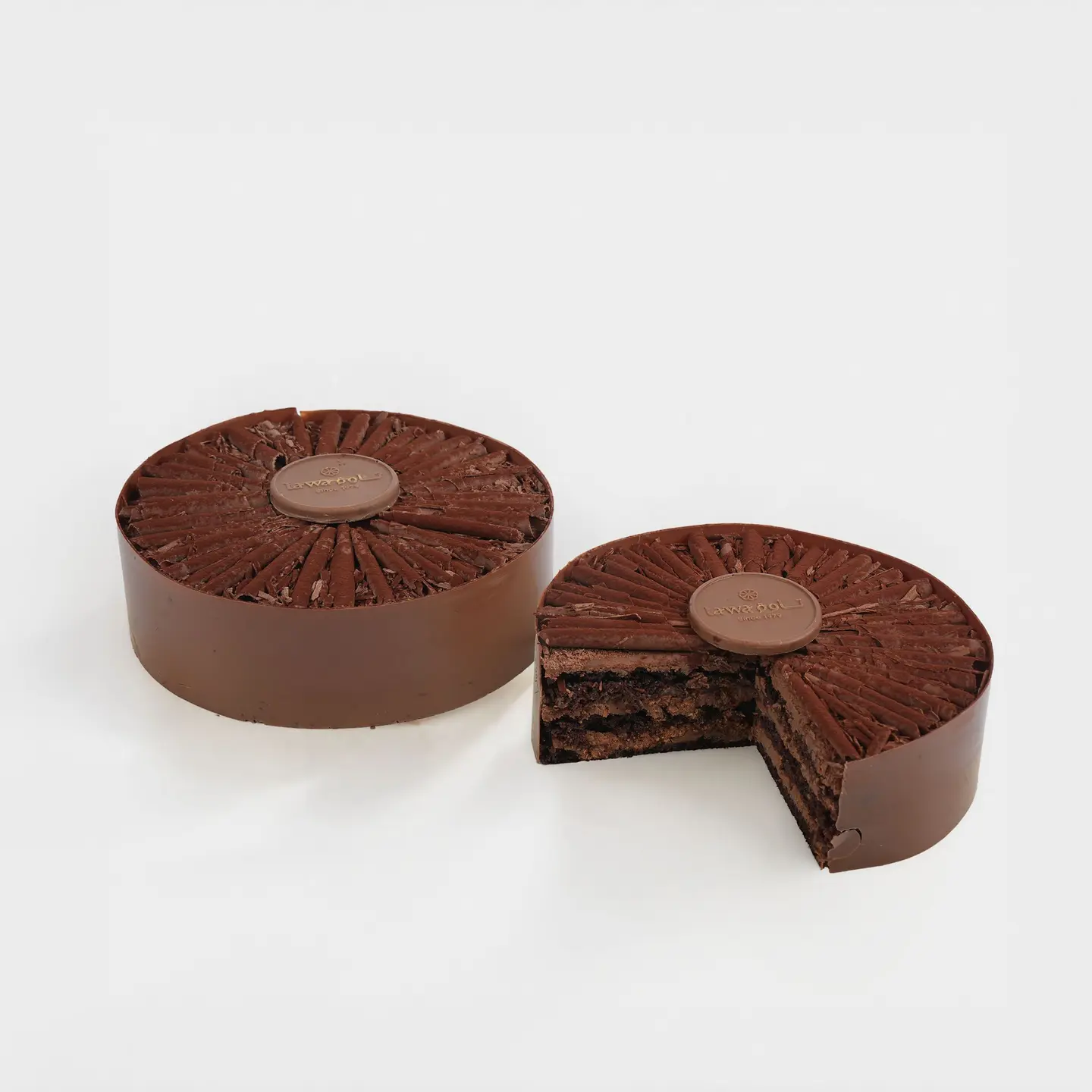 Medium Classic Chocolate Cake