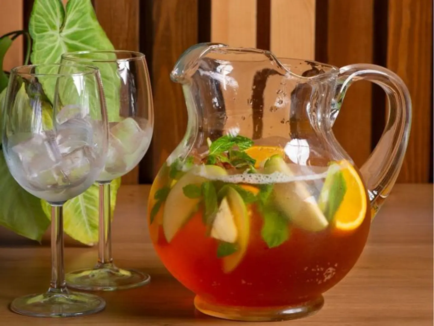 Saudi Champane Jug