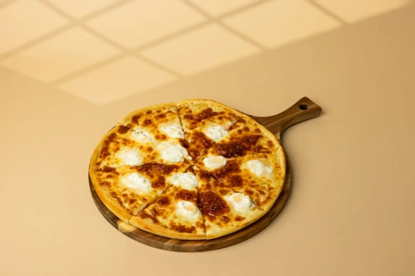 Labneh With Honey Pizza