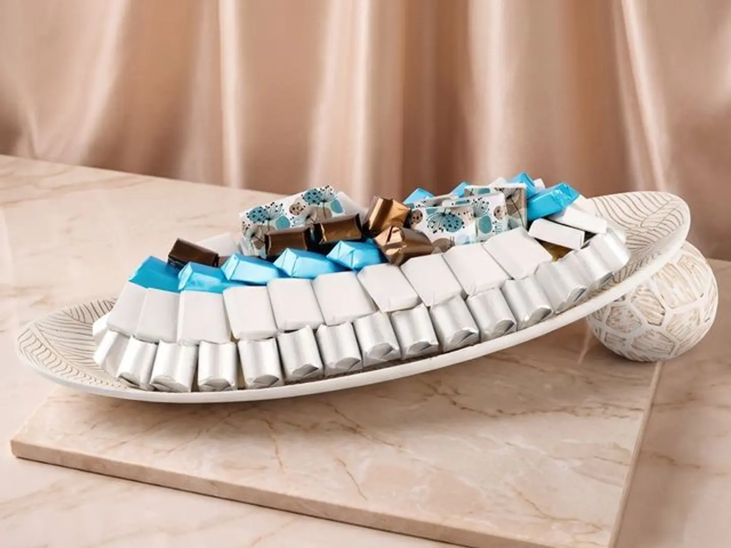 Snail Shape Oval Plate