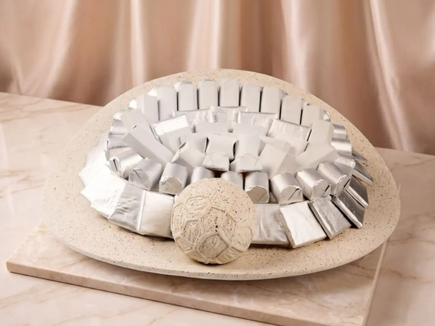 Hat Shape Plate