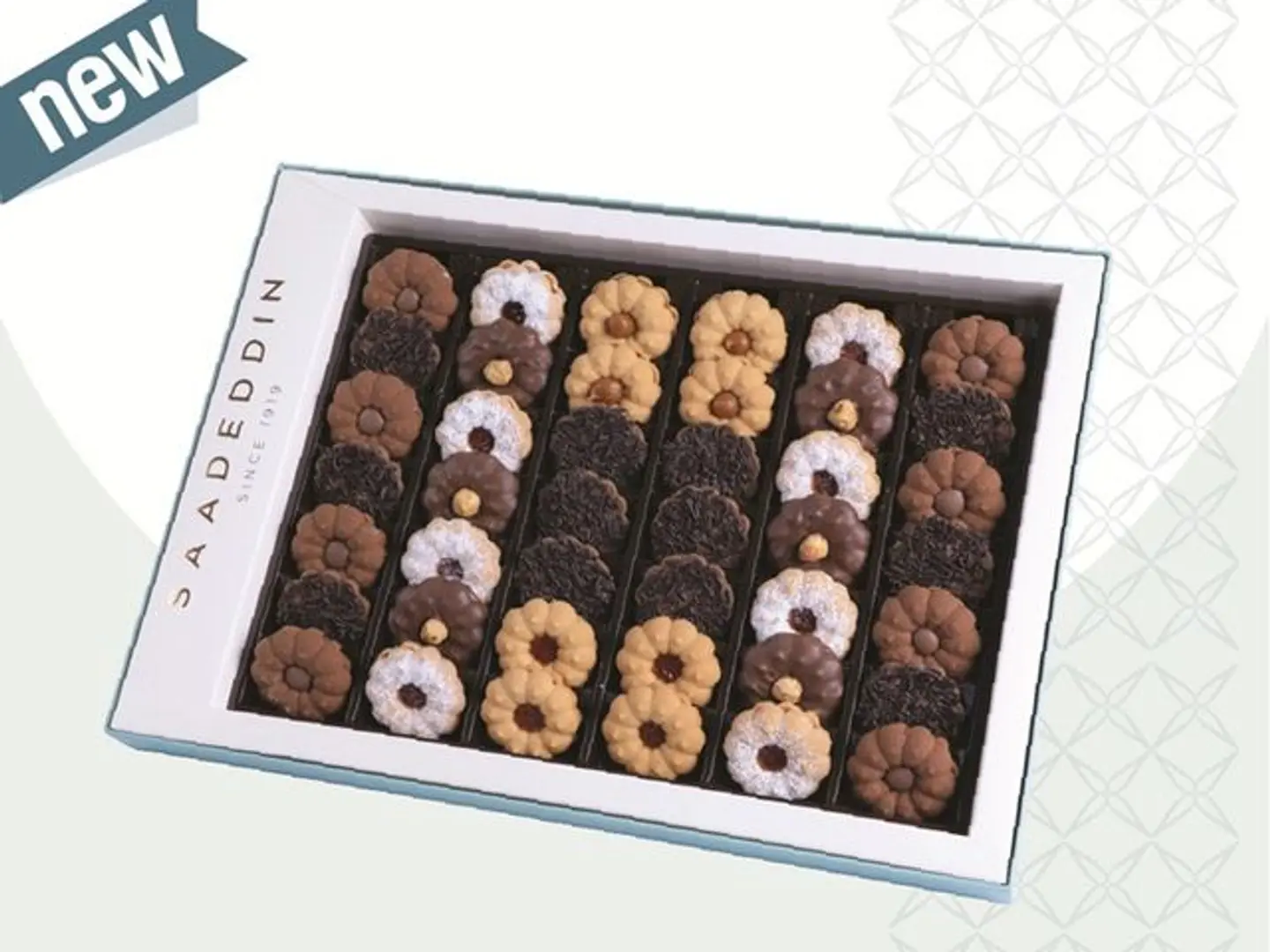 Vip Large Assorted Sablé Petit Four Box