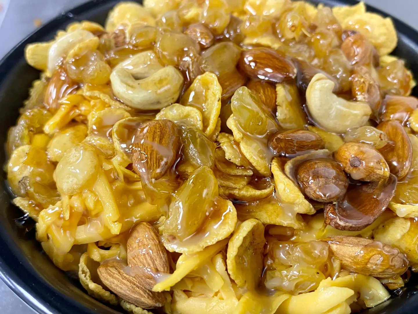 Royal Areeka With Nuts
