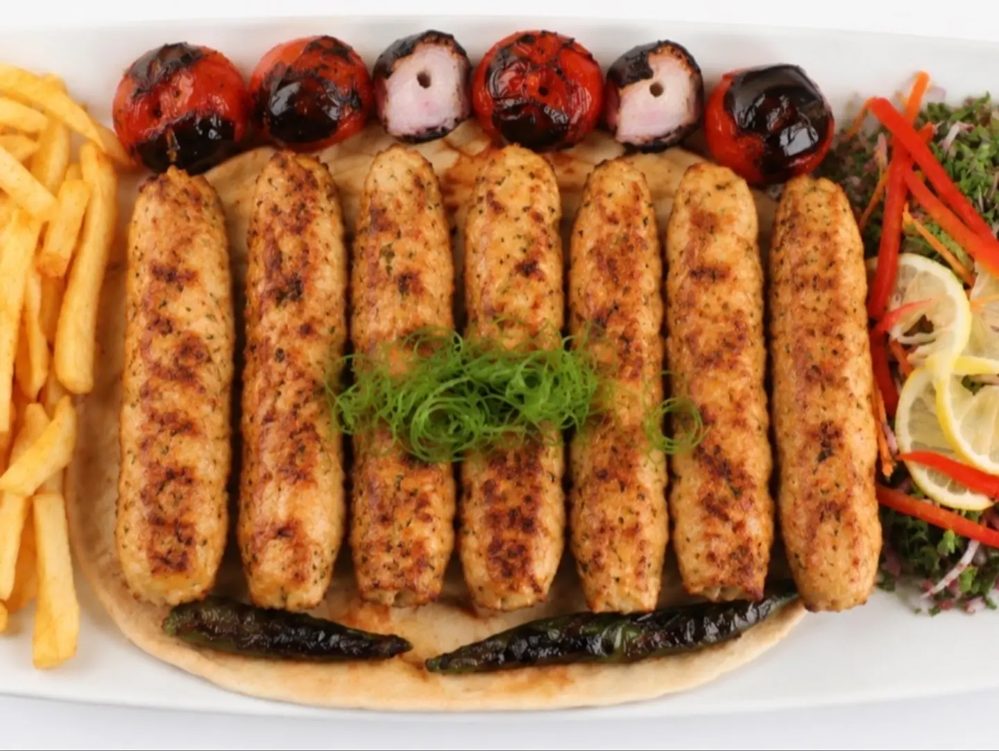 نصف كيلو كباب دجاج ثمان اصياخ
