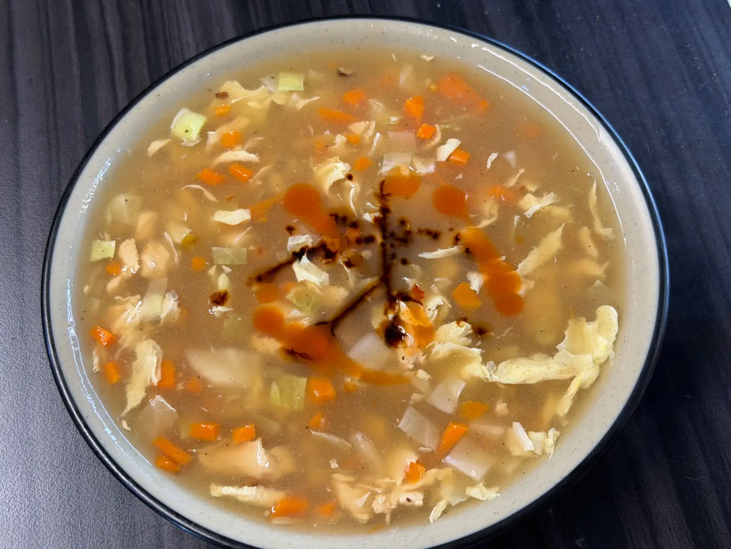 شوربة حارة وحامضة