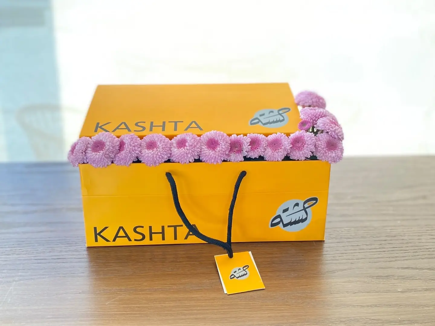 Chocolate And Flowers Kashta 5 Style