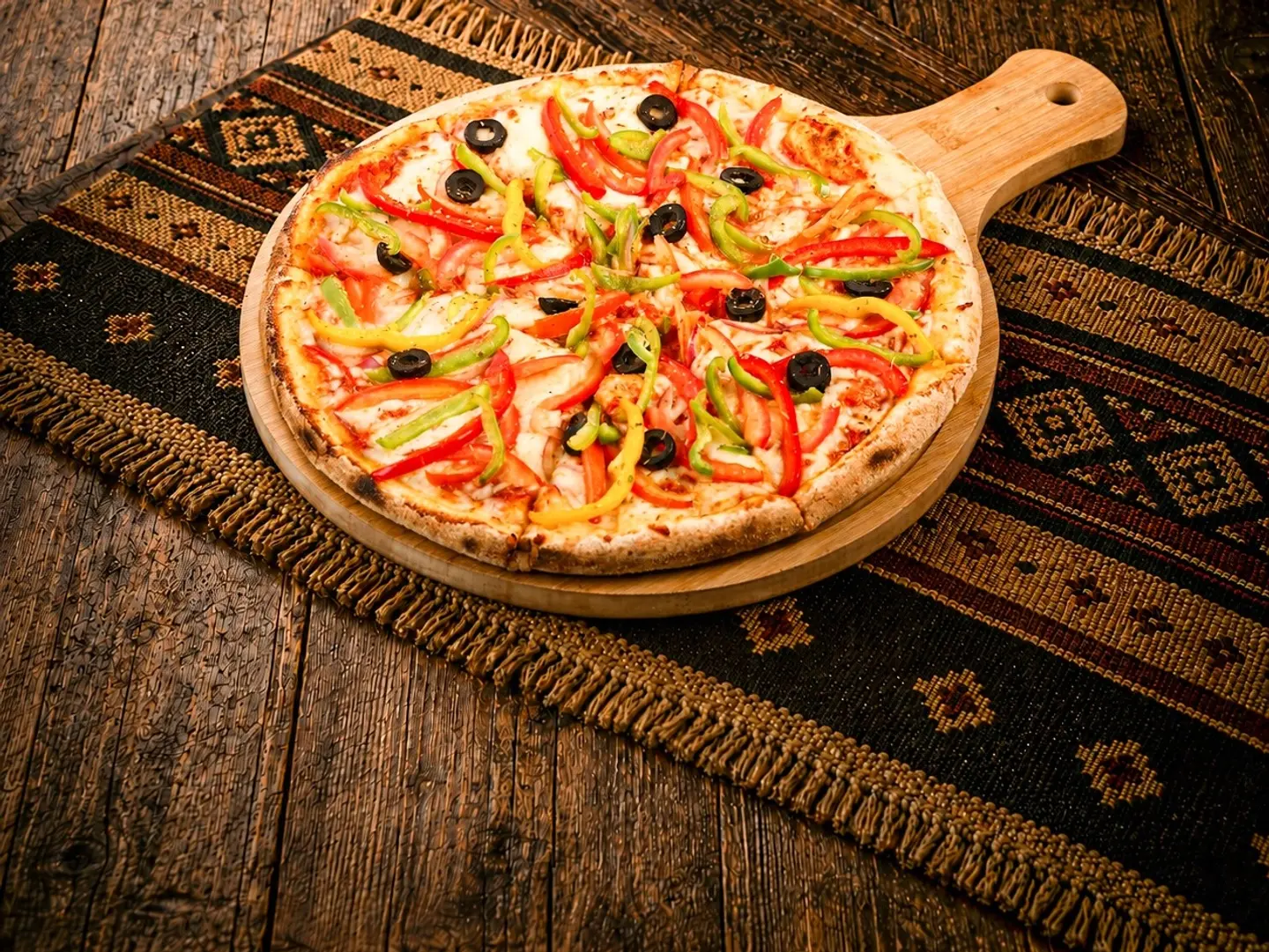 بيتزا دجاج كريسبي
