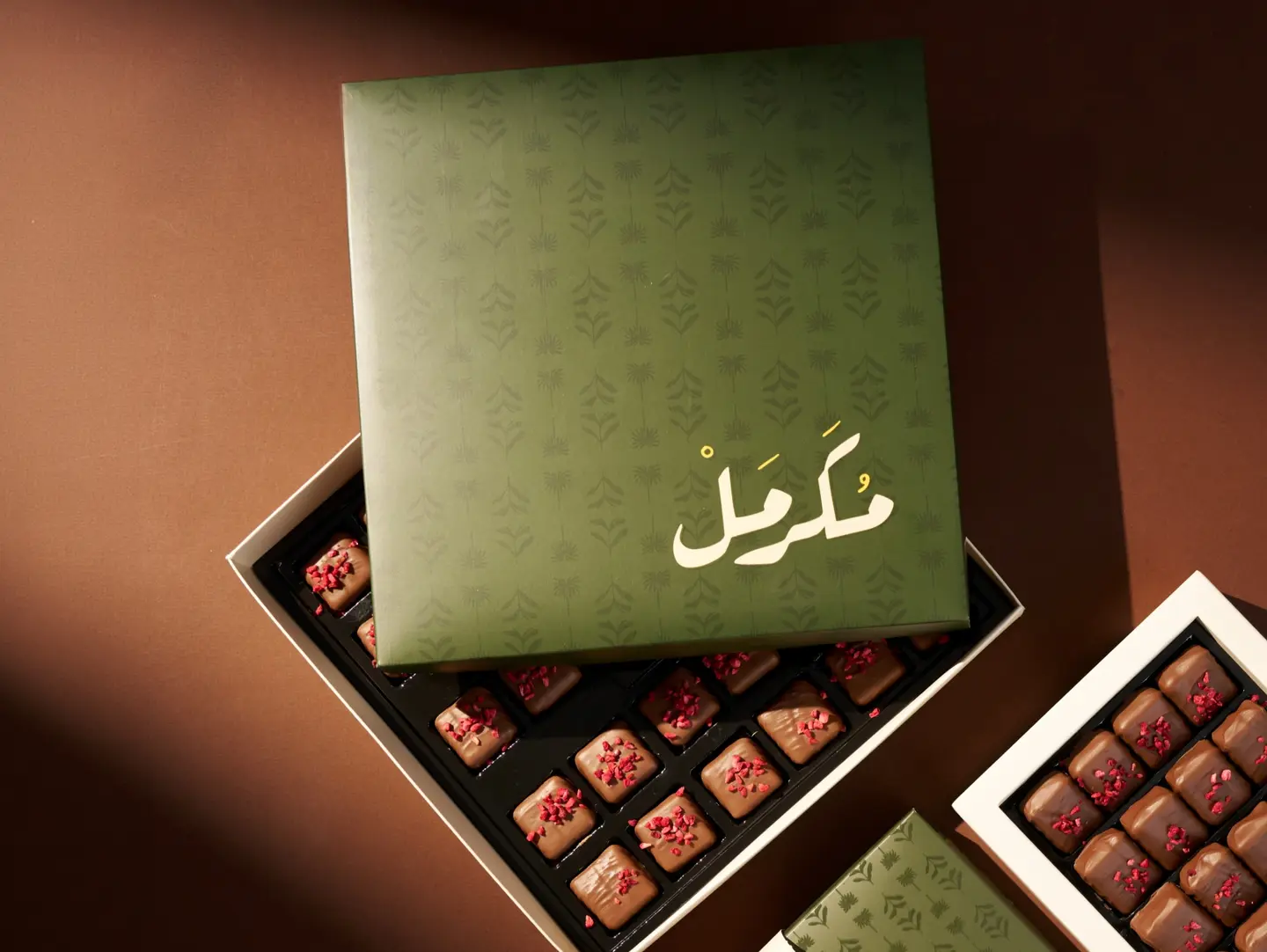 شوكليت تشيز كيك التوت - حجم كبير