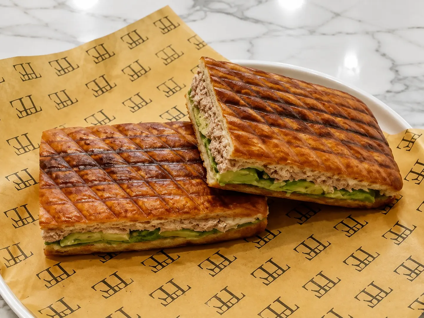 Avocado Tuna Flatbread