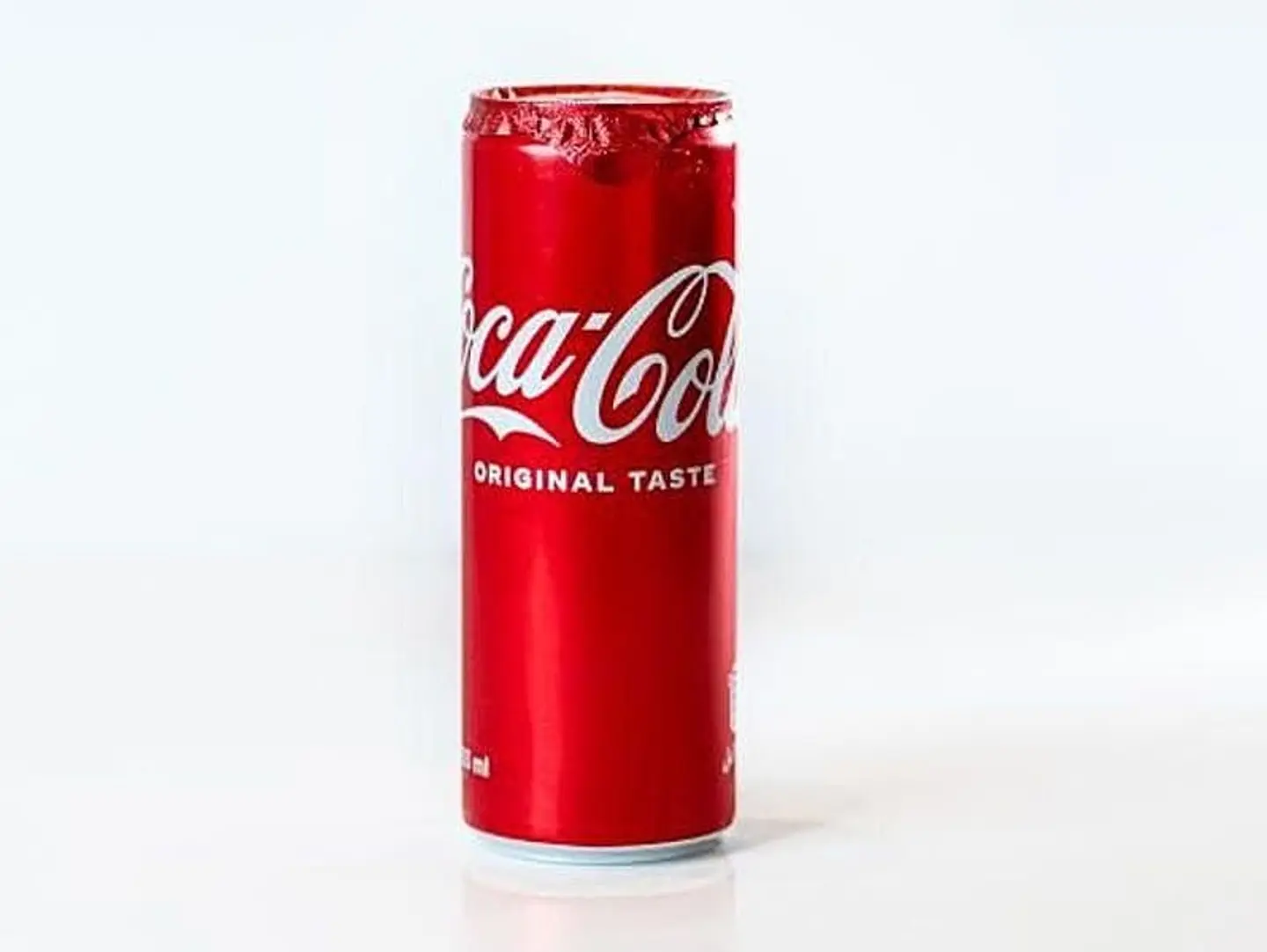 كولا علبة