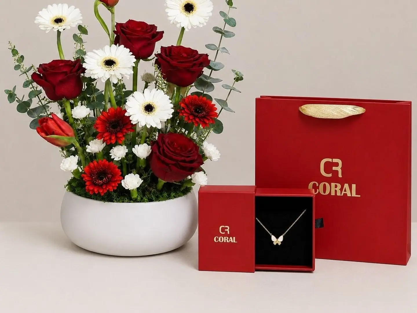 Red Rose Arrangement With Necklace