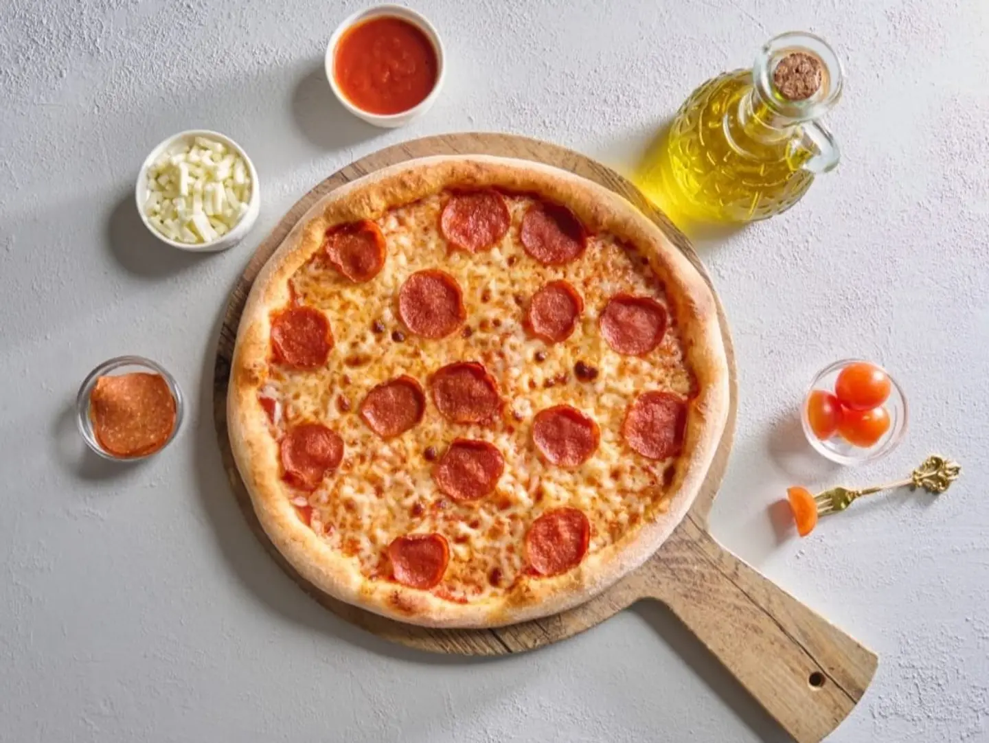 Classic Pepperoni Large