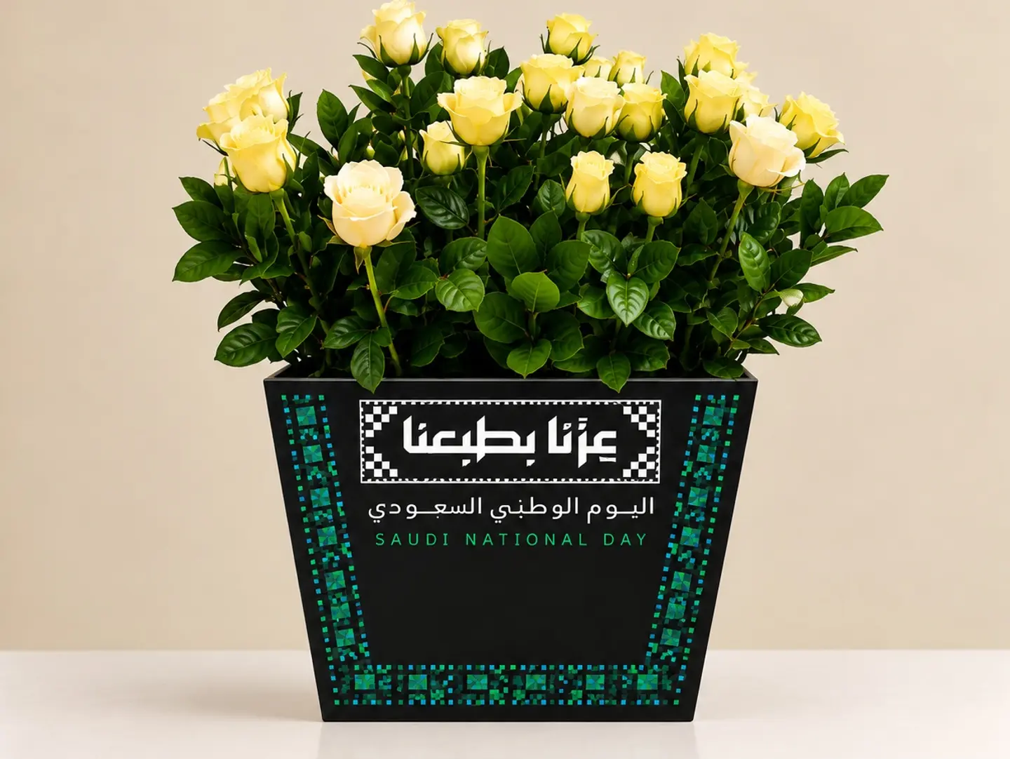 صندوق ورد طبيعي عزنا بطبعنا