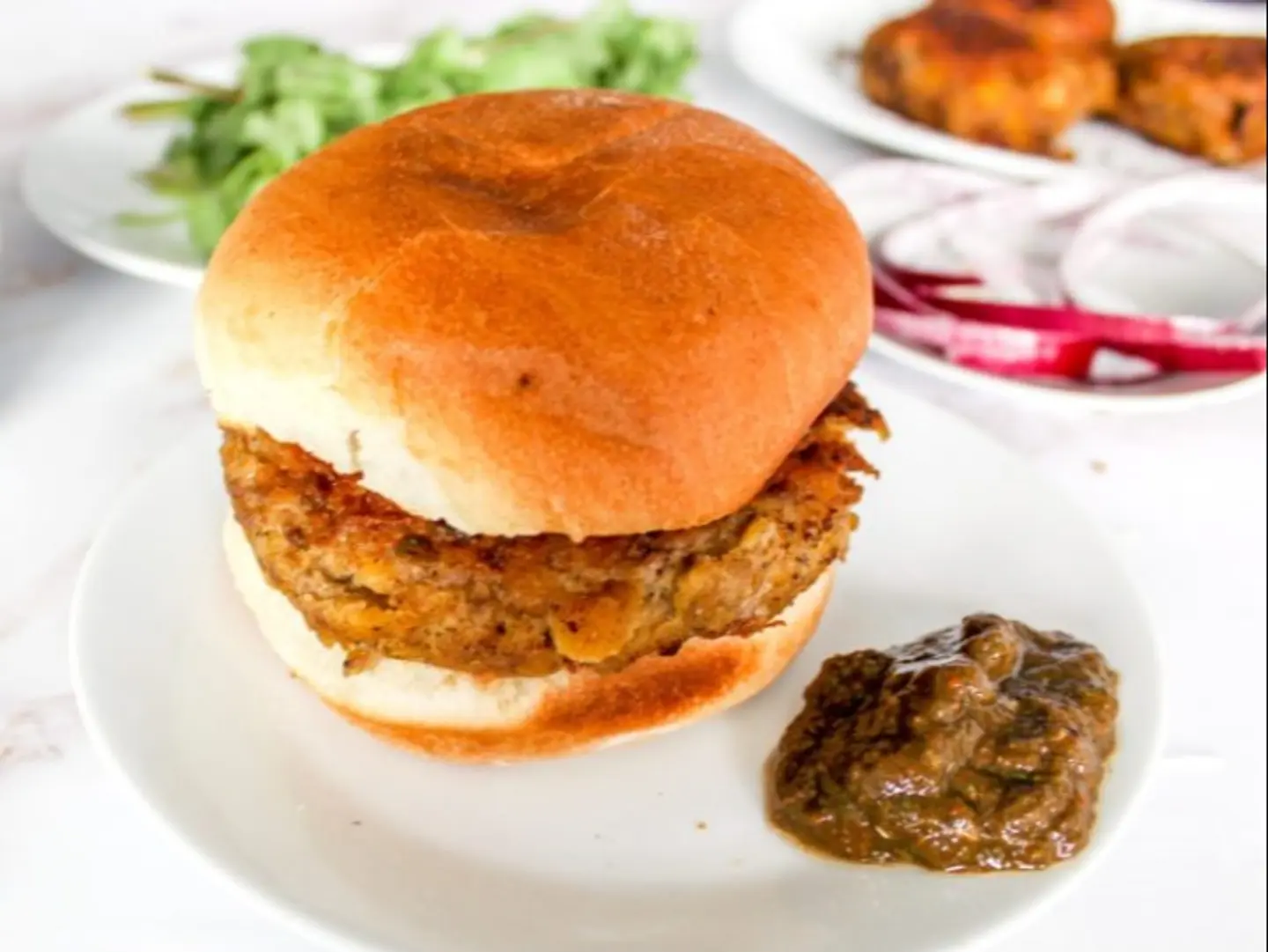 Karachi Bun Kabab With Free Sting Drink