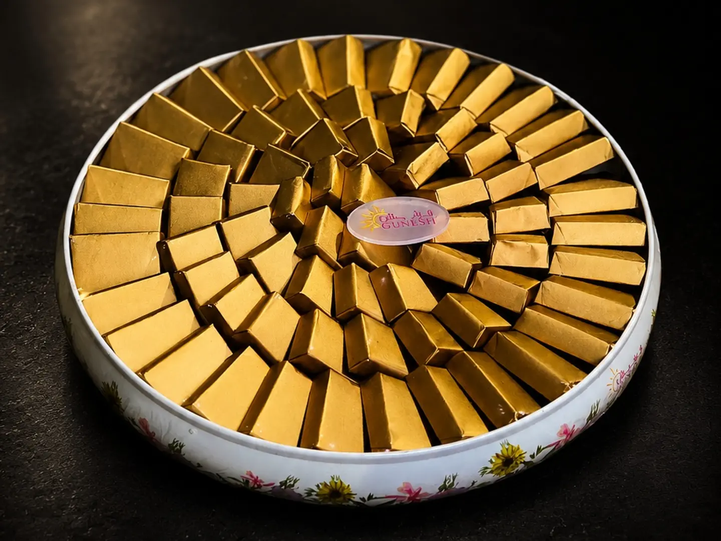 Almond Pieces And Hazelnut Croquant Fillings