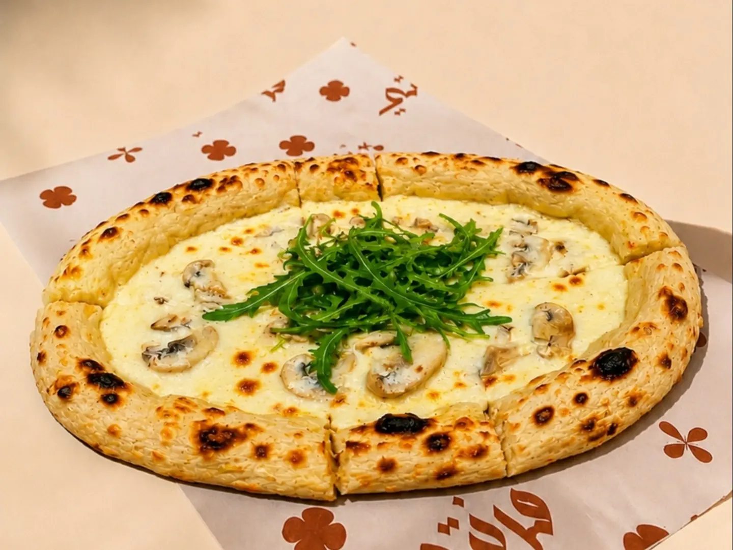 Cream Mushroom Pizza