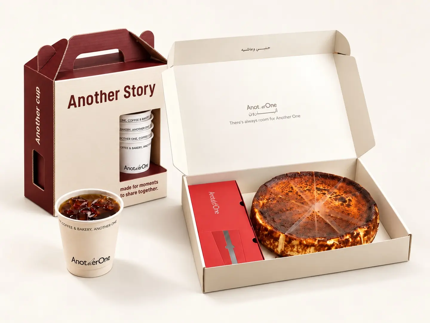 1 L Iced Coffee Of The Day Box And Marble Cheesecake Box