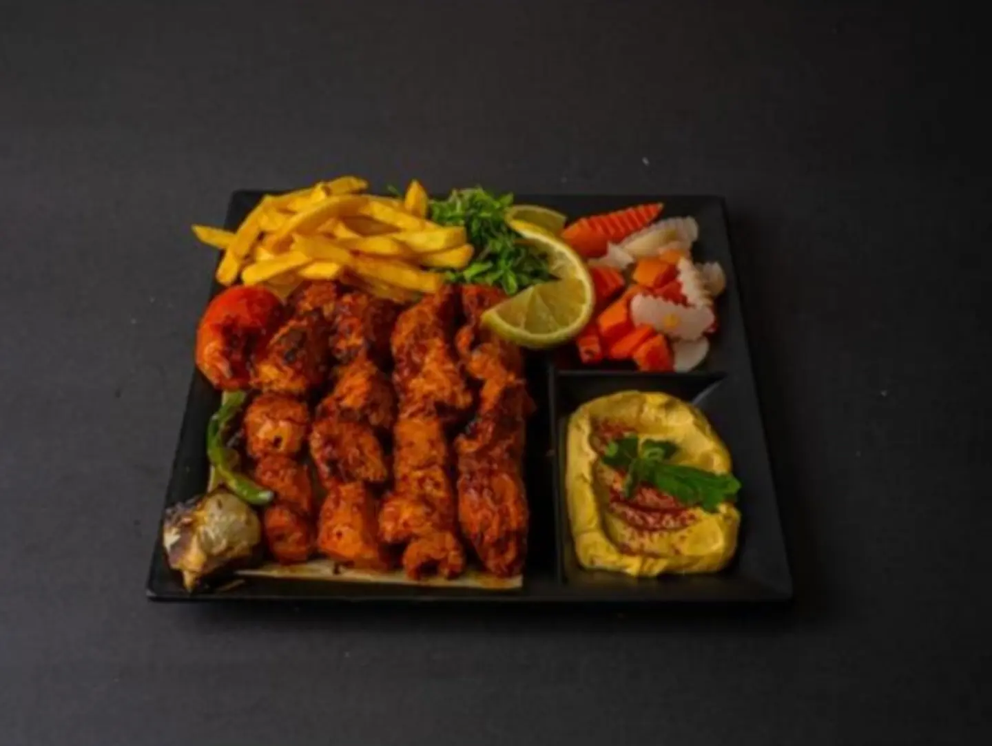 شيش طاووق - نفر