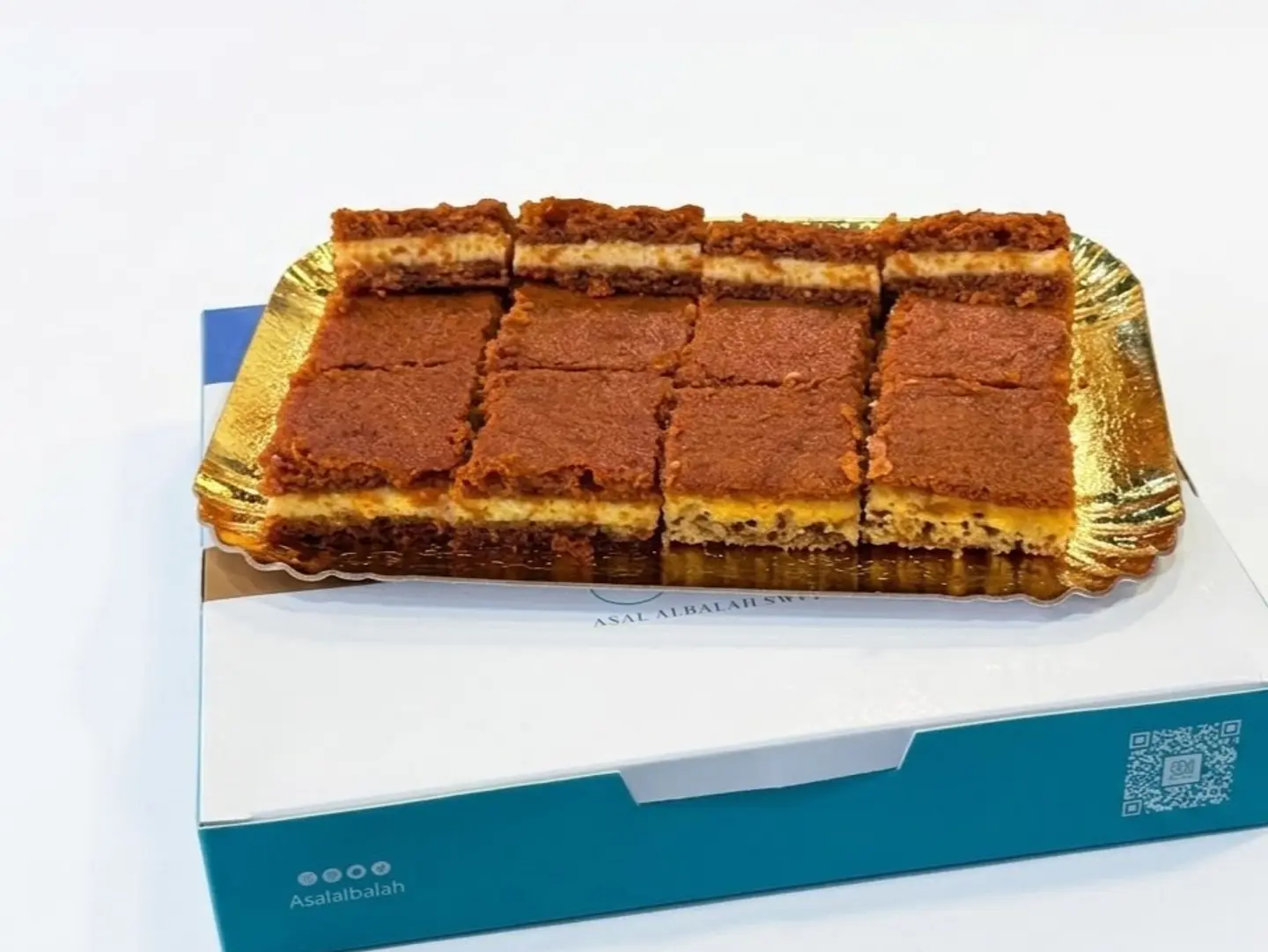 Toasted Milk Basbousa - Larg