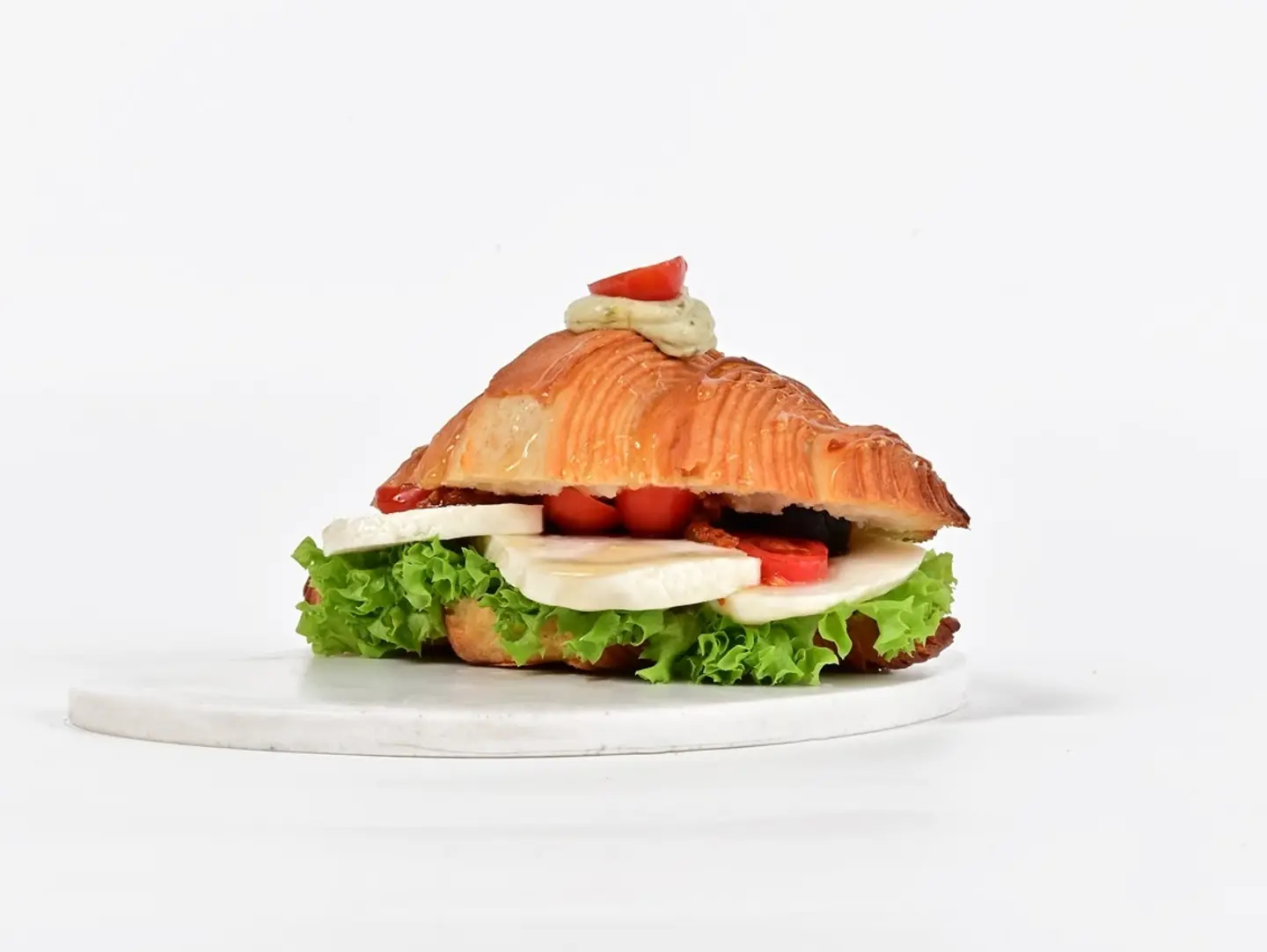 Halloumi Croissant Sandwich
