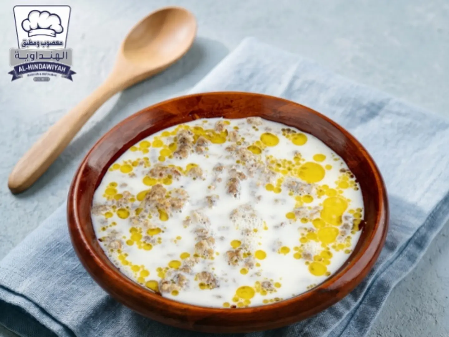 فتة دخن بالحليب البقري الساخن كبير