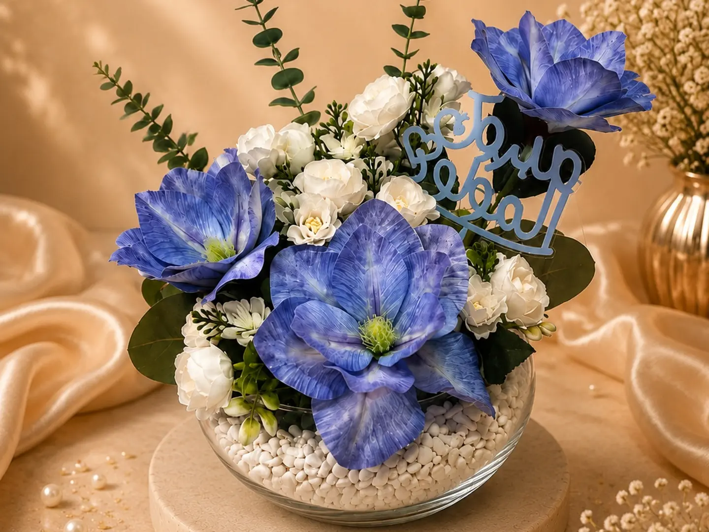 Vase 10