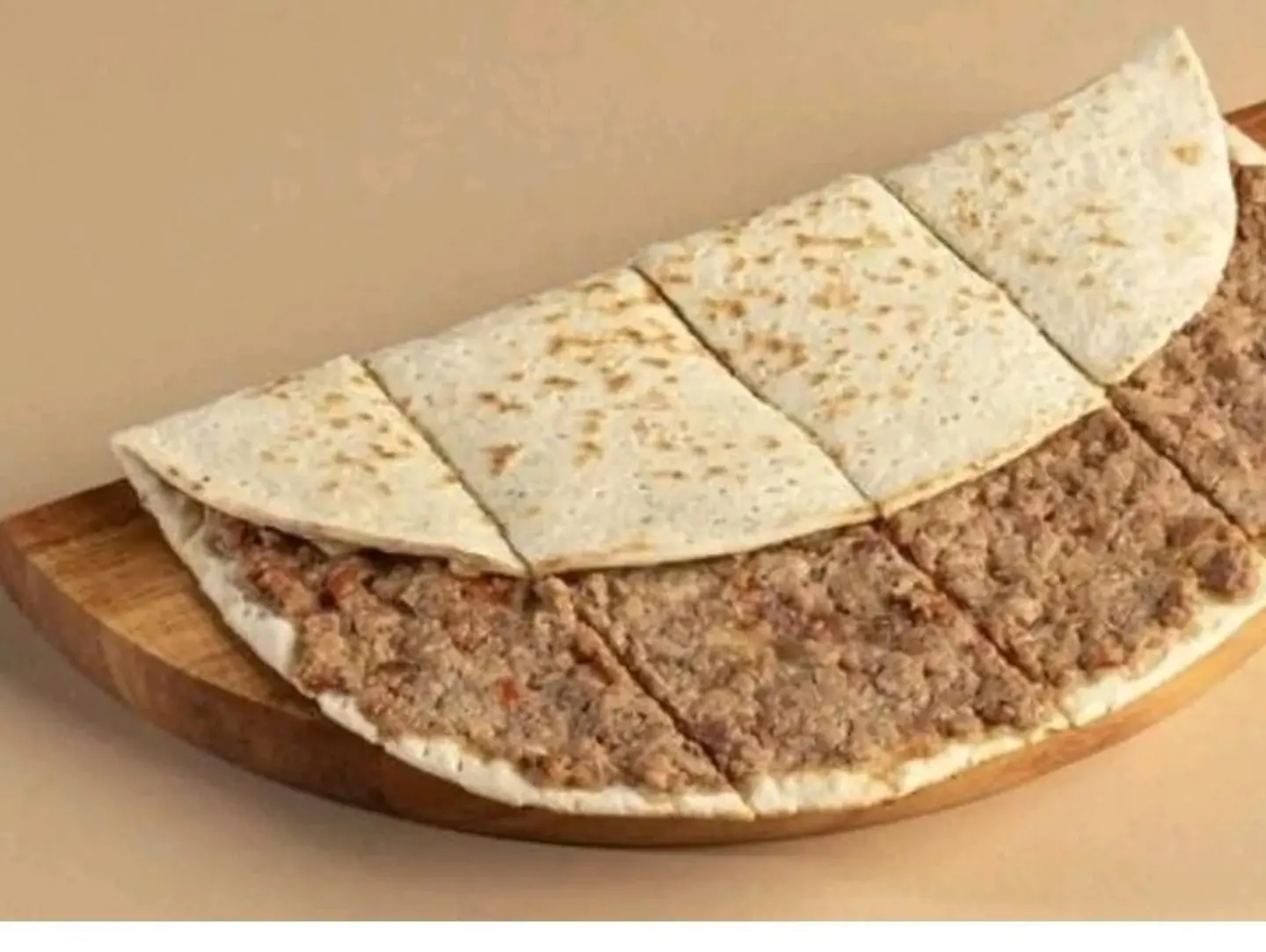 Lahmah Bel Ajeen
