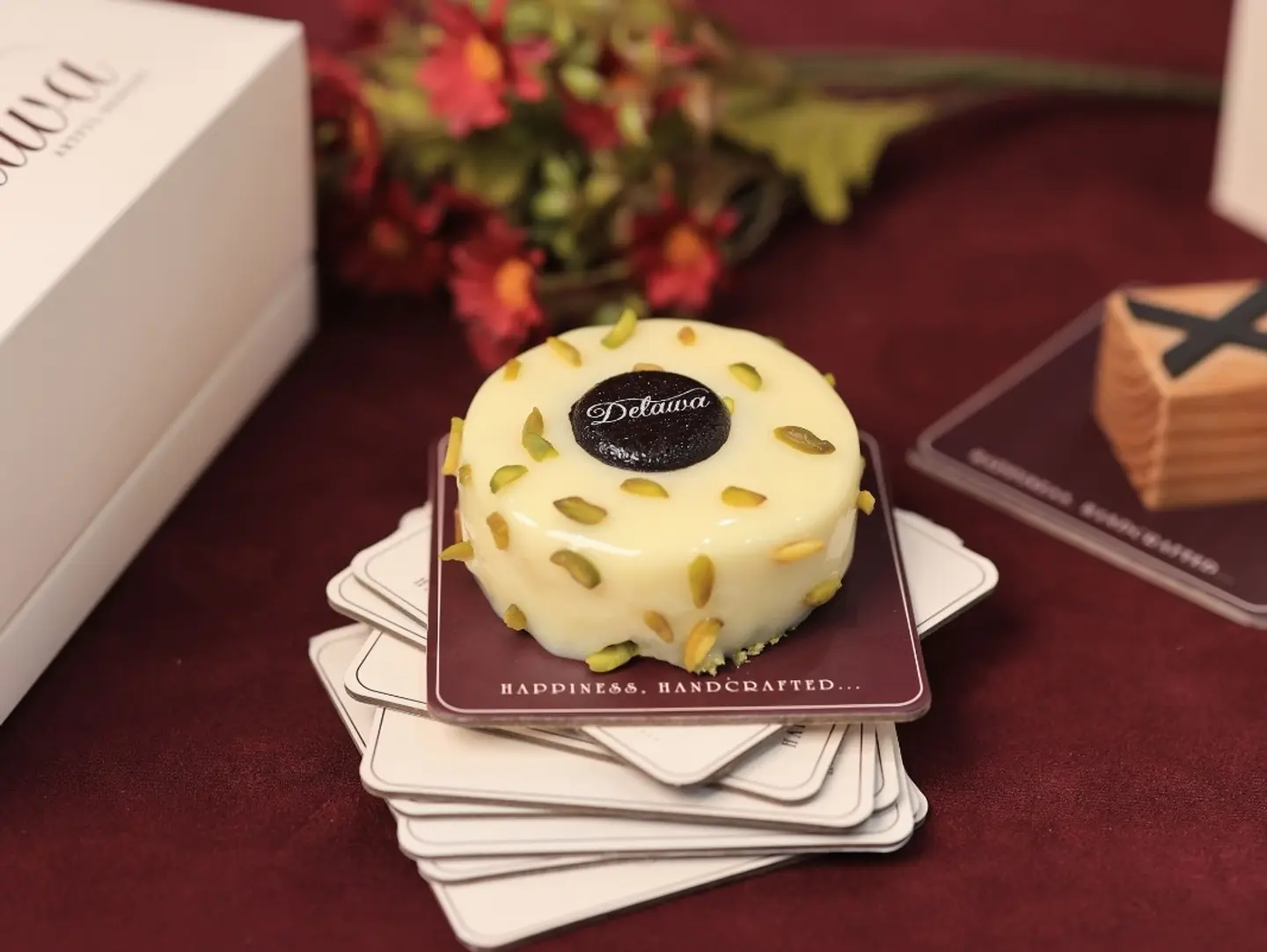 Single Crunshy Pistachio Cake