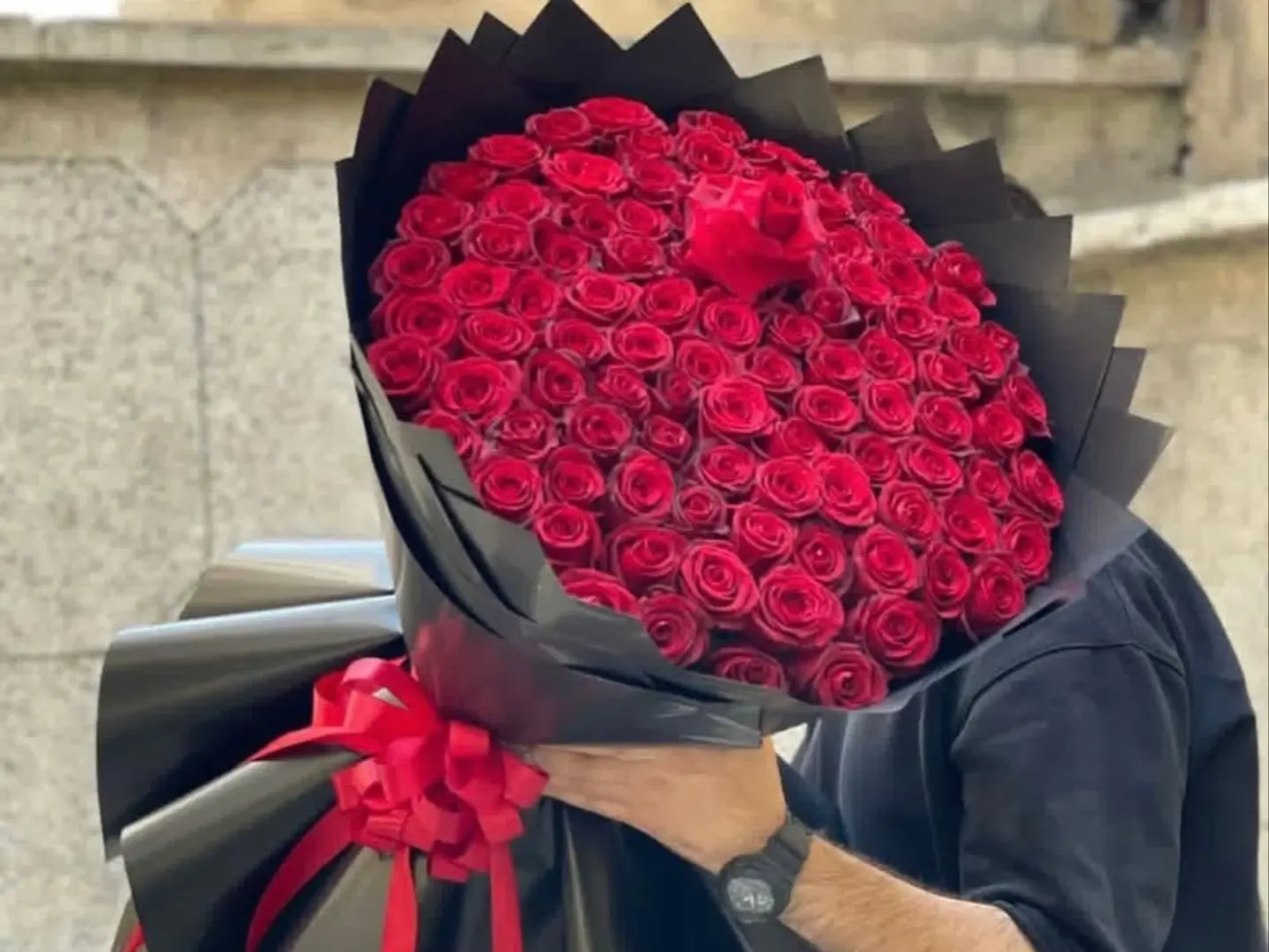باقة زهور حمراء 900002