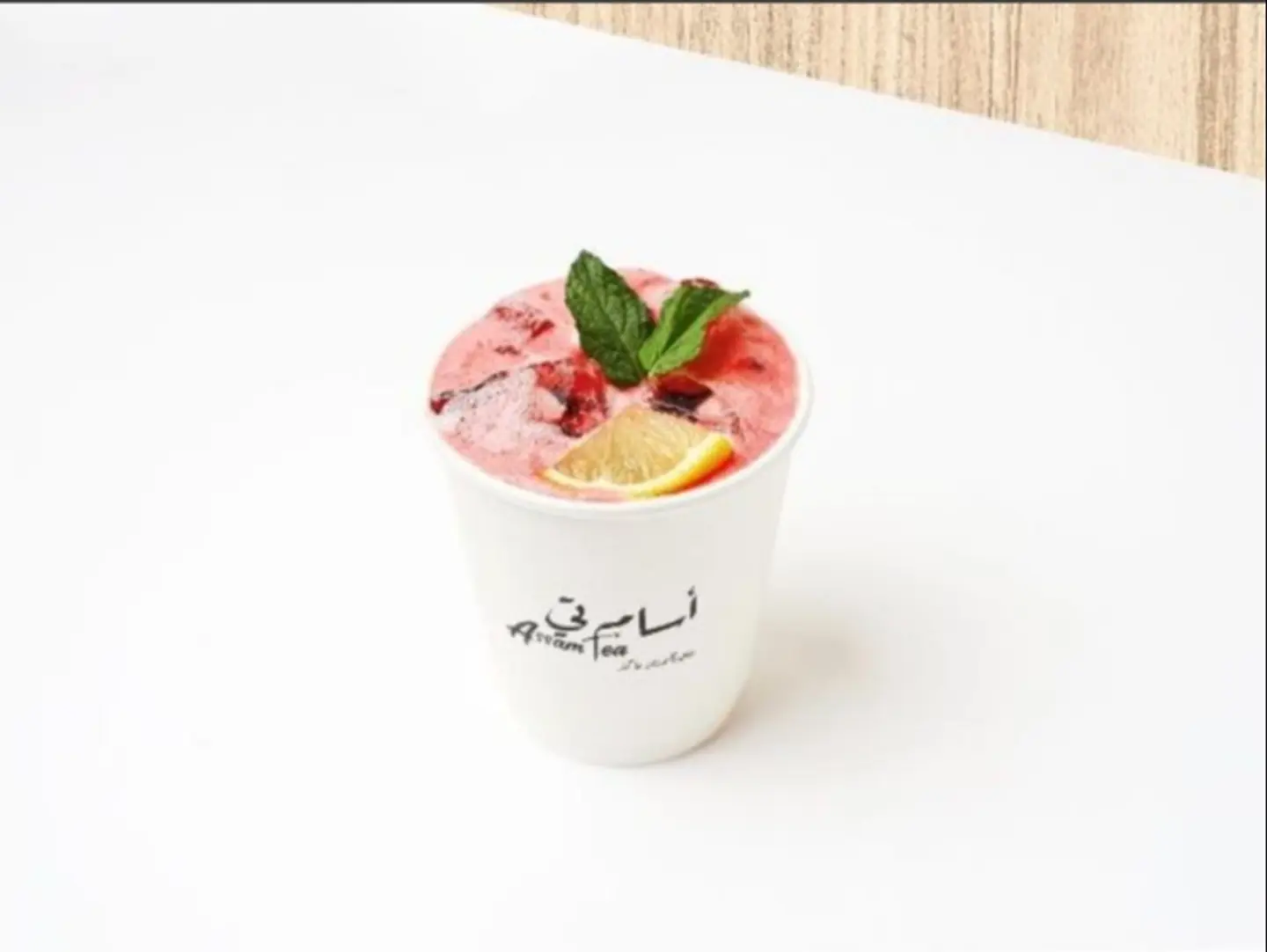 أيس كركدية - كبير