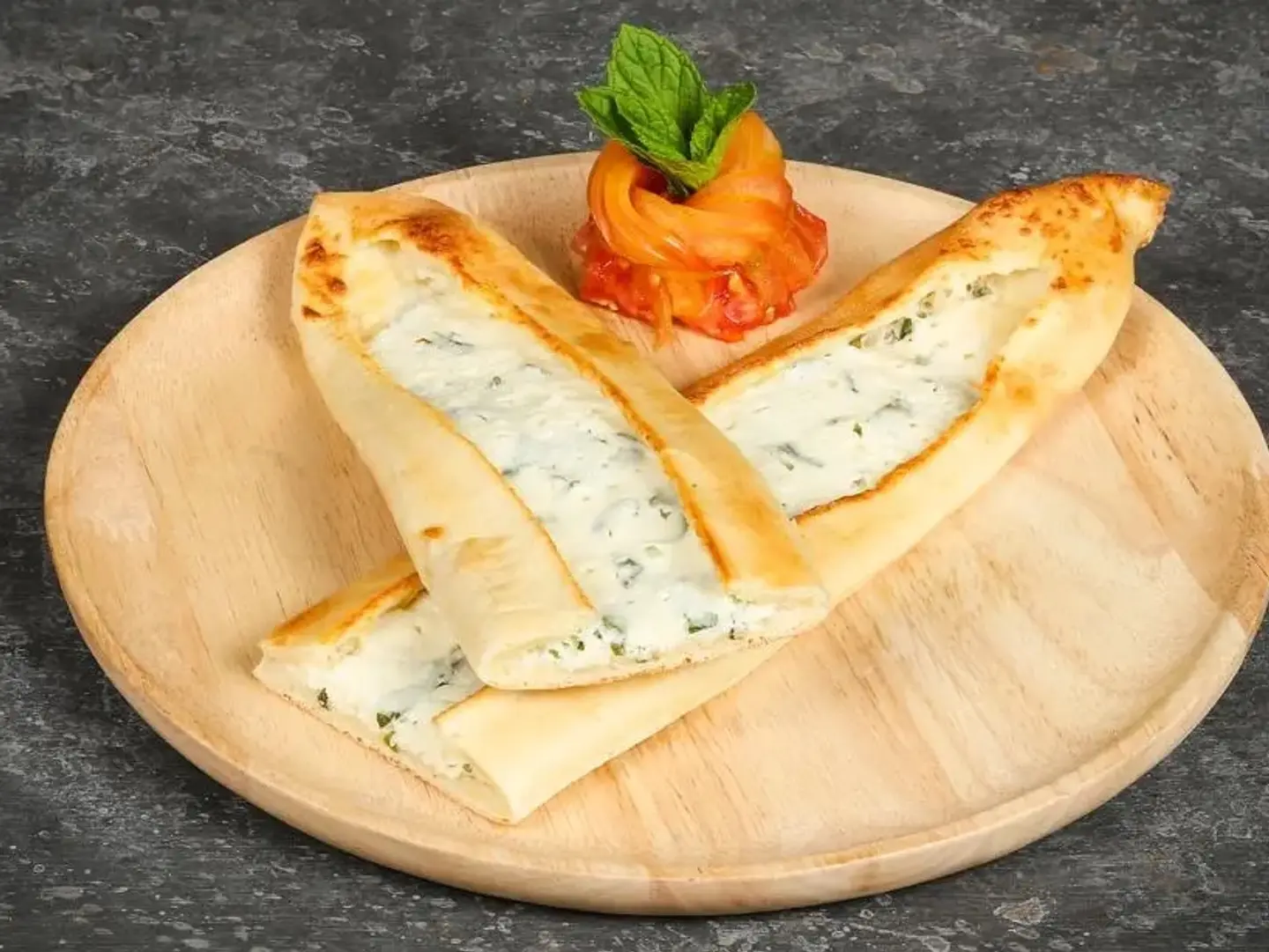 Akkawi Cheese Manakish
