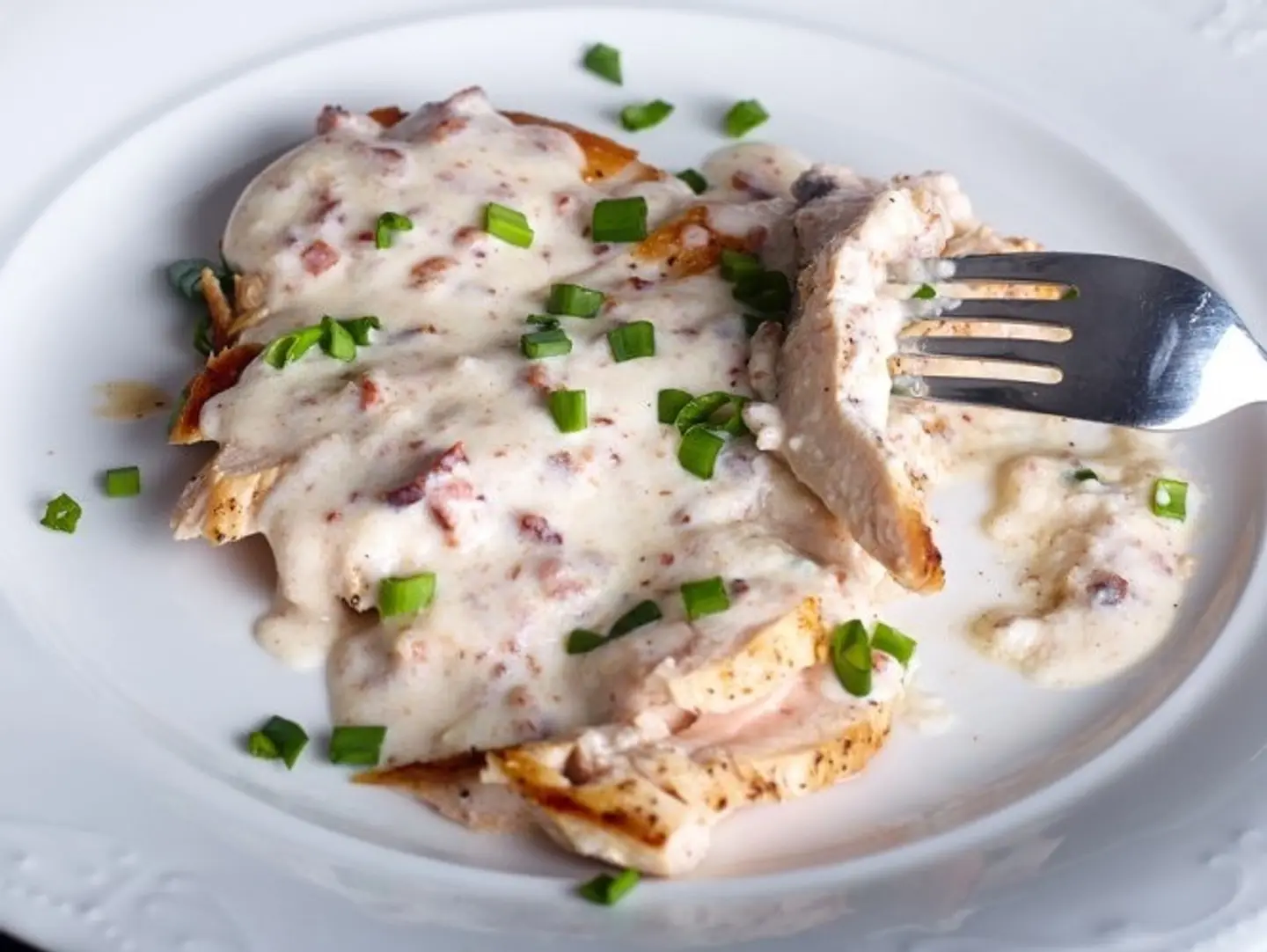 Chicken Escalope With Cream Sauce