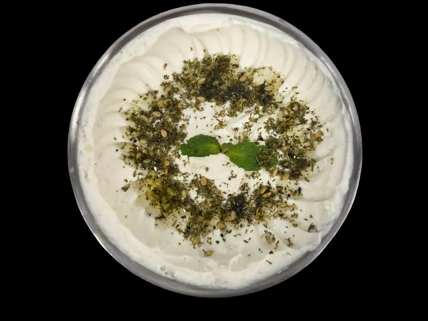 لبنه بالزعتر