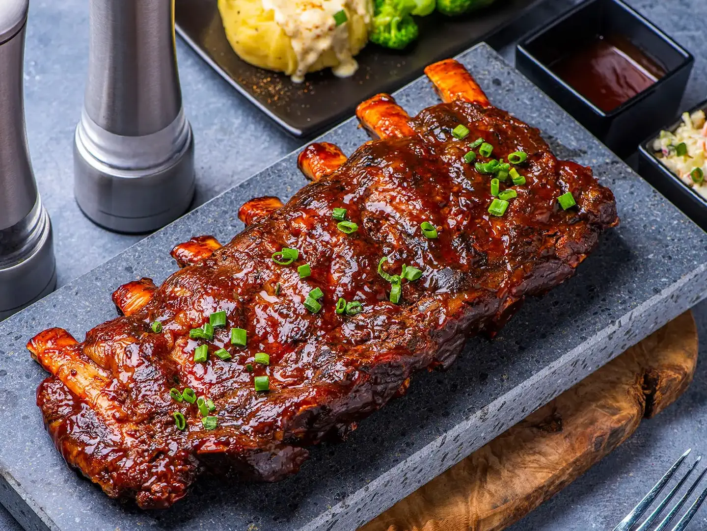Applewood Bb Back Ribs - Three Bones Back Ribs