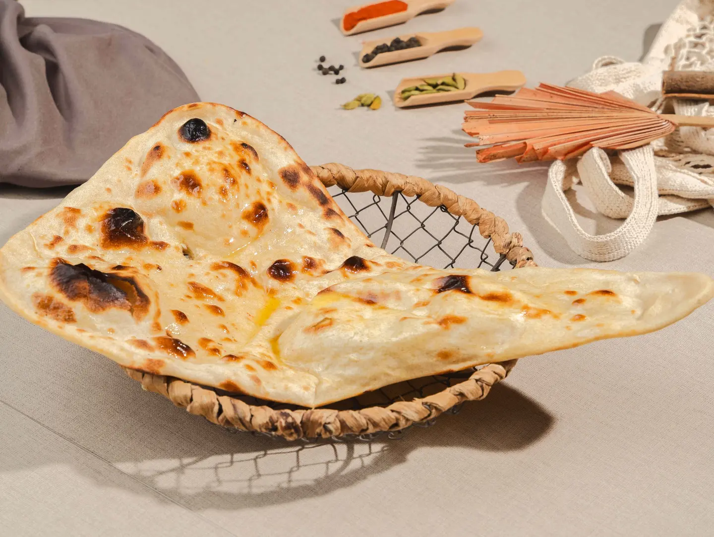 نان بالزبدة