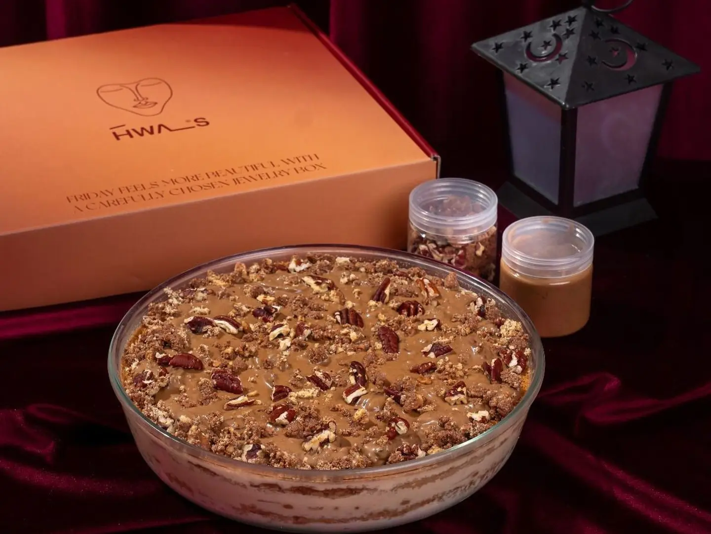 Pecan Cake Box