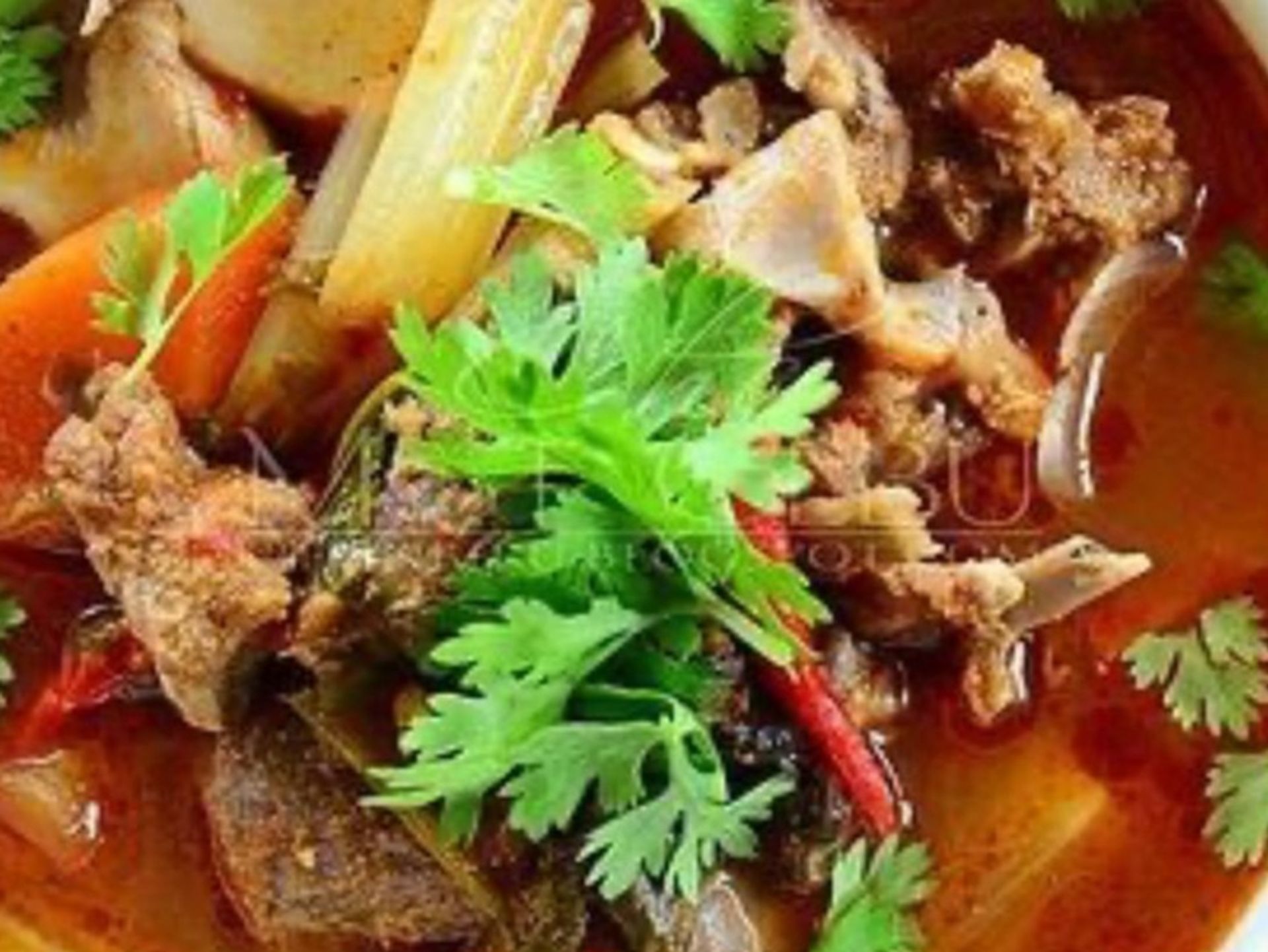 توم يام نيو - صغير