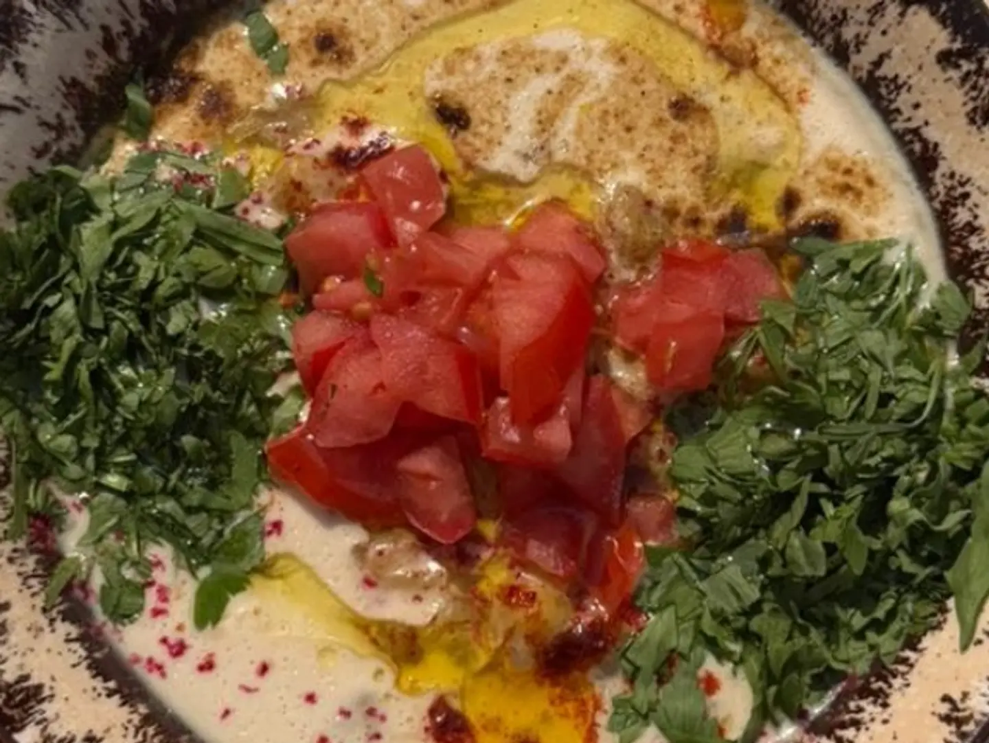 حمص بالطحينة