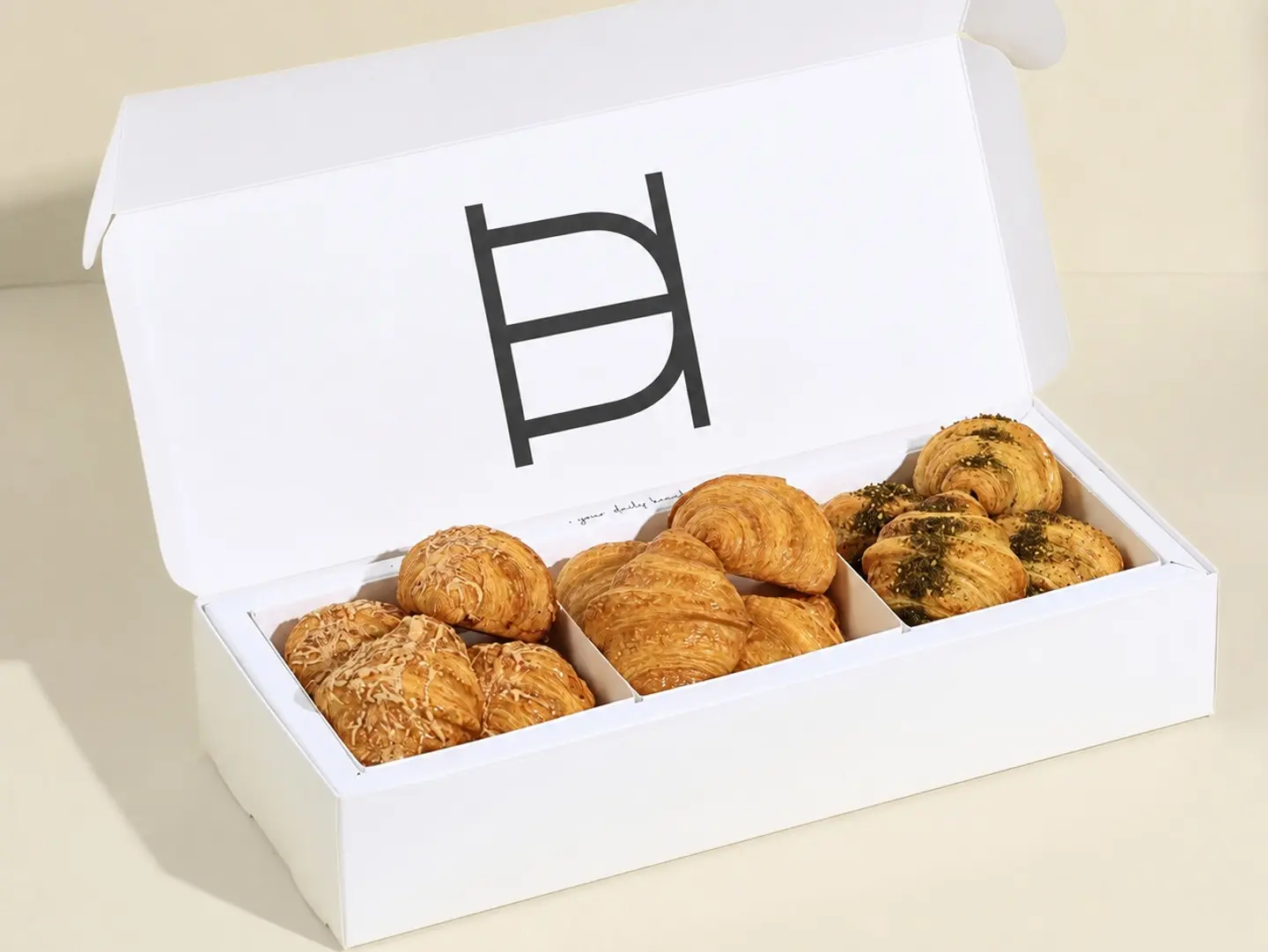 Classic Croissant Box