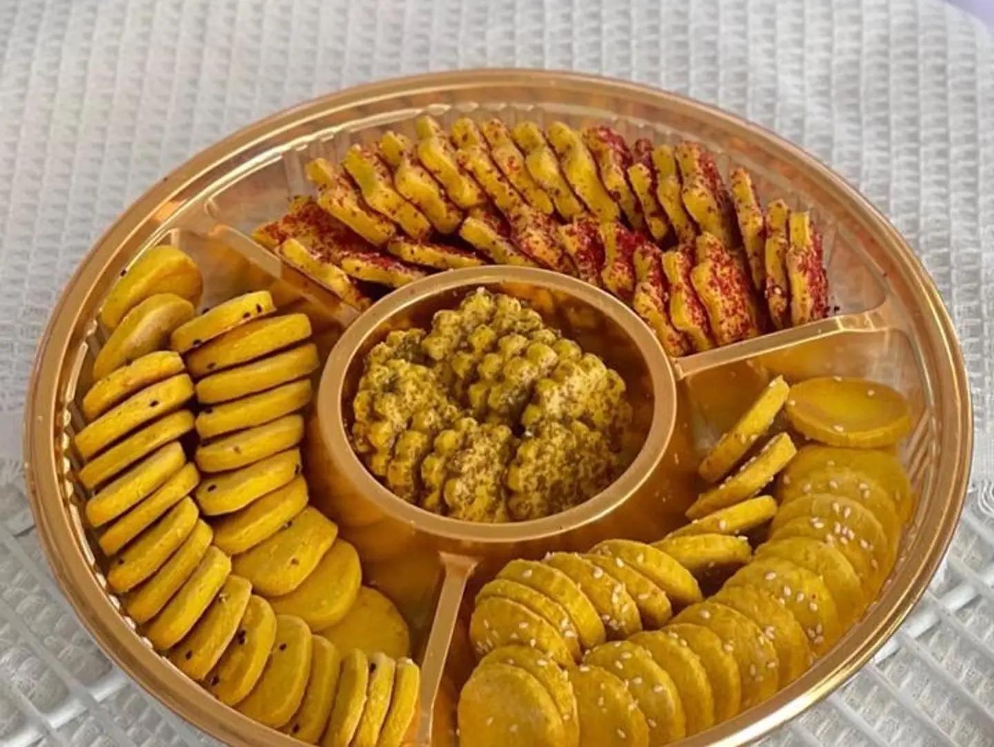 Round Citrus Fruits