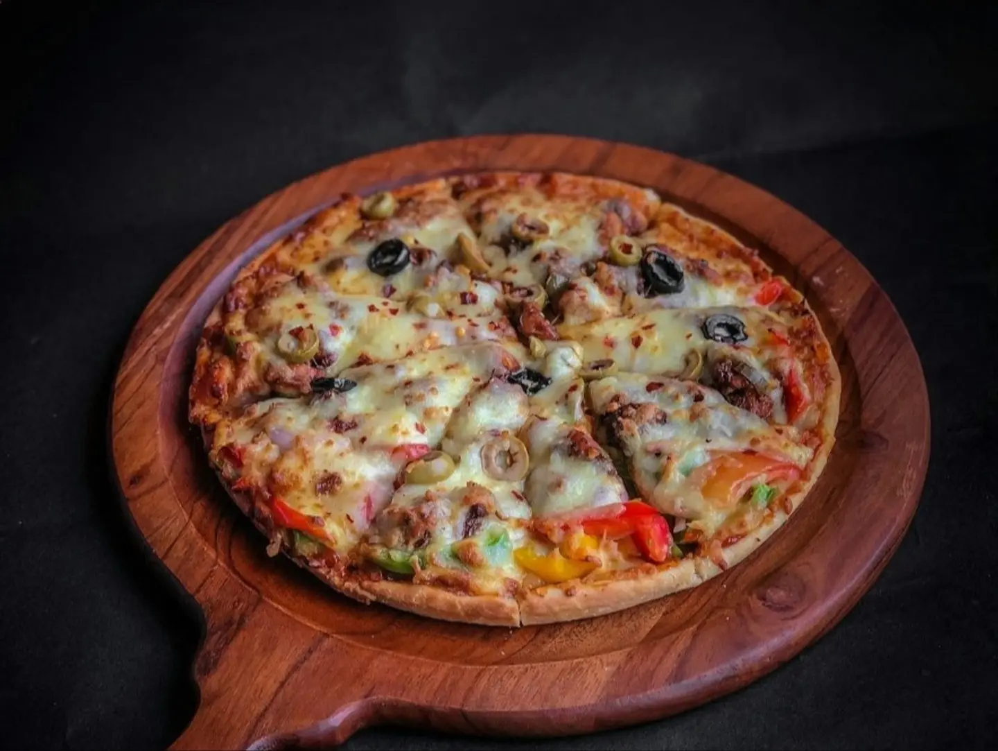 Chicken Mix Pizza - Medium