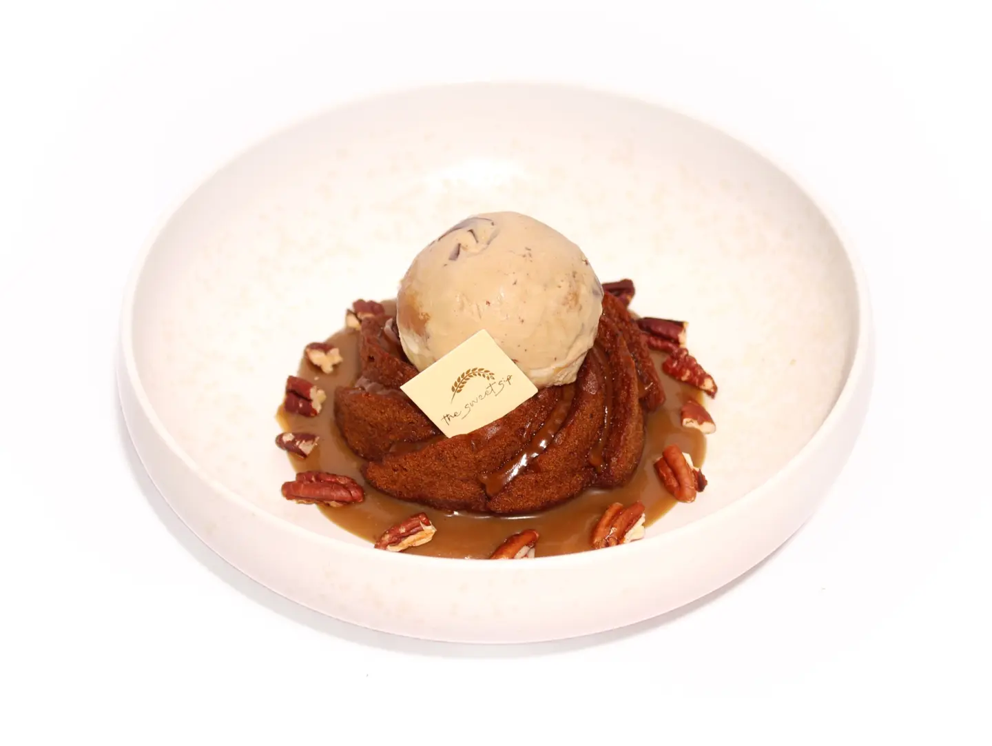 Dates Cake With Ice Cream