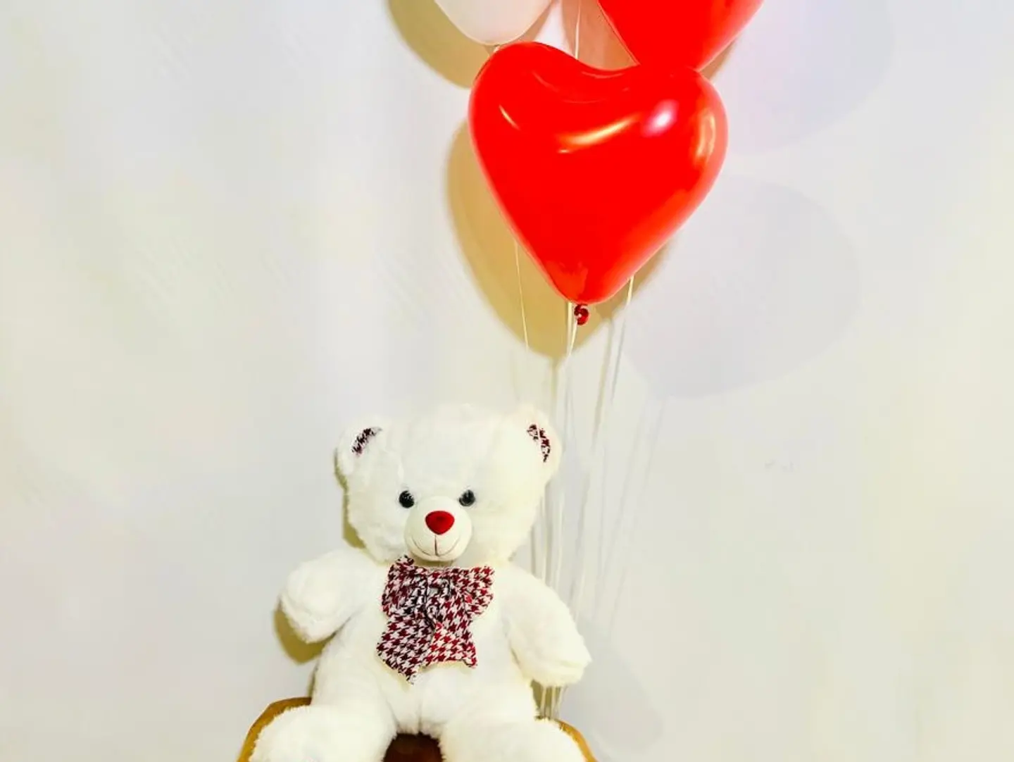 White Bear With Balloons