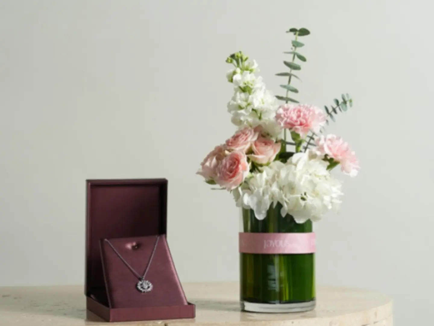 Emerd Vase