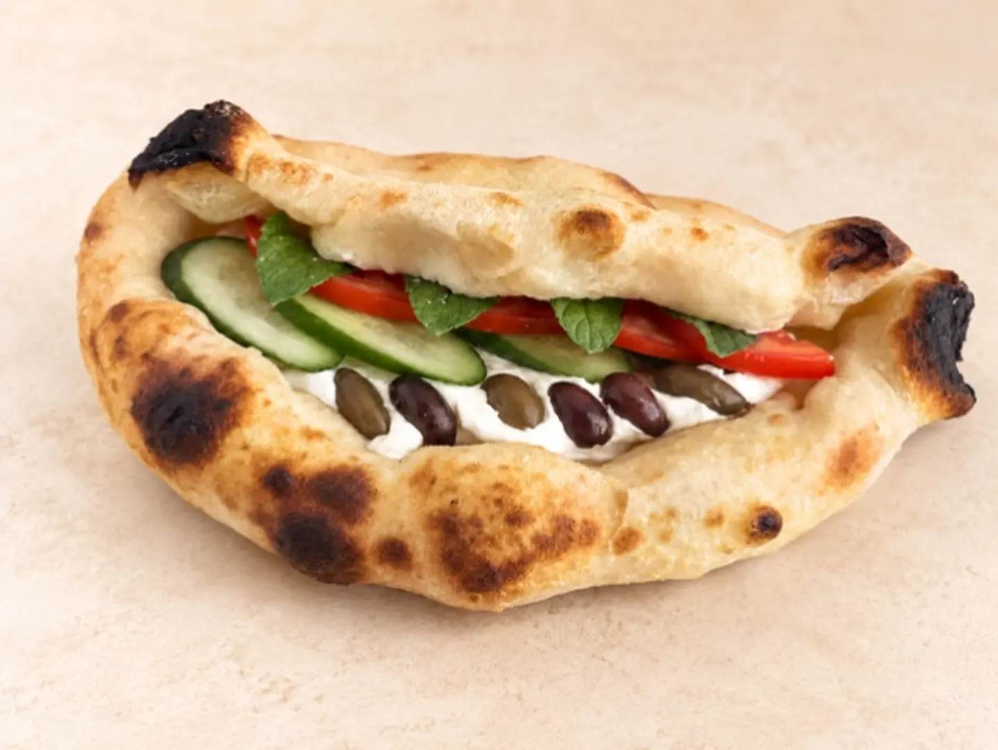 Il Fareeno Labneh With Veggies