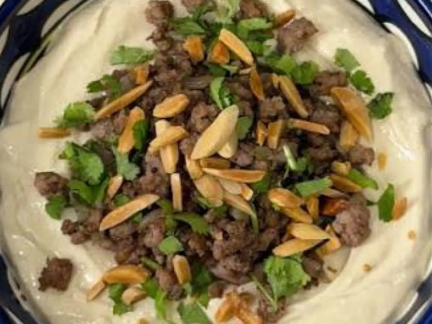 Hummus With Meat
