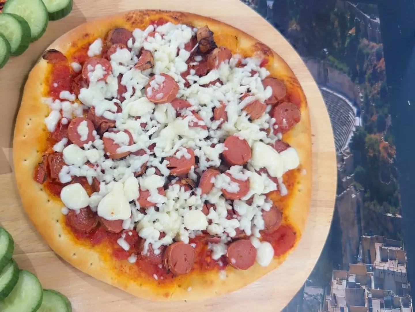 Whole Wheat Cheese And Sausage Manageesh
