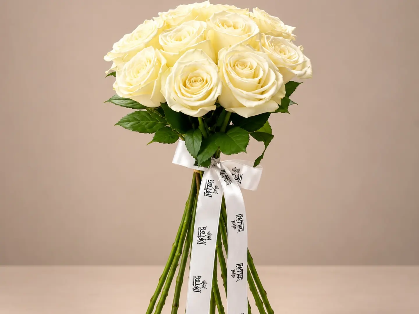Exposed Stem Creamy Rose Bouquet