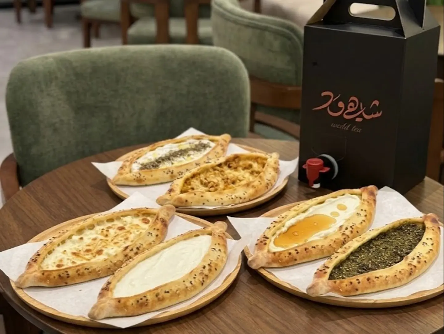 كومبو 6 فطاير